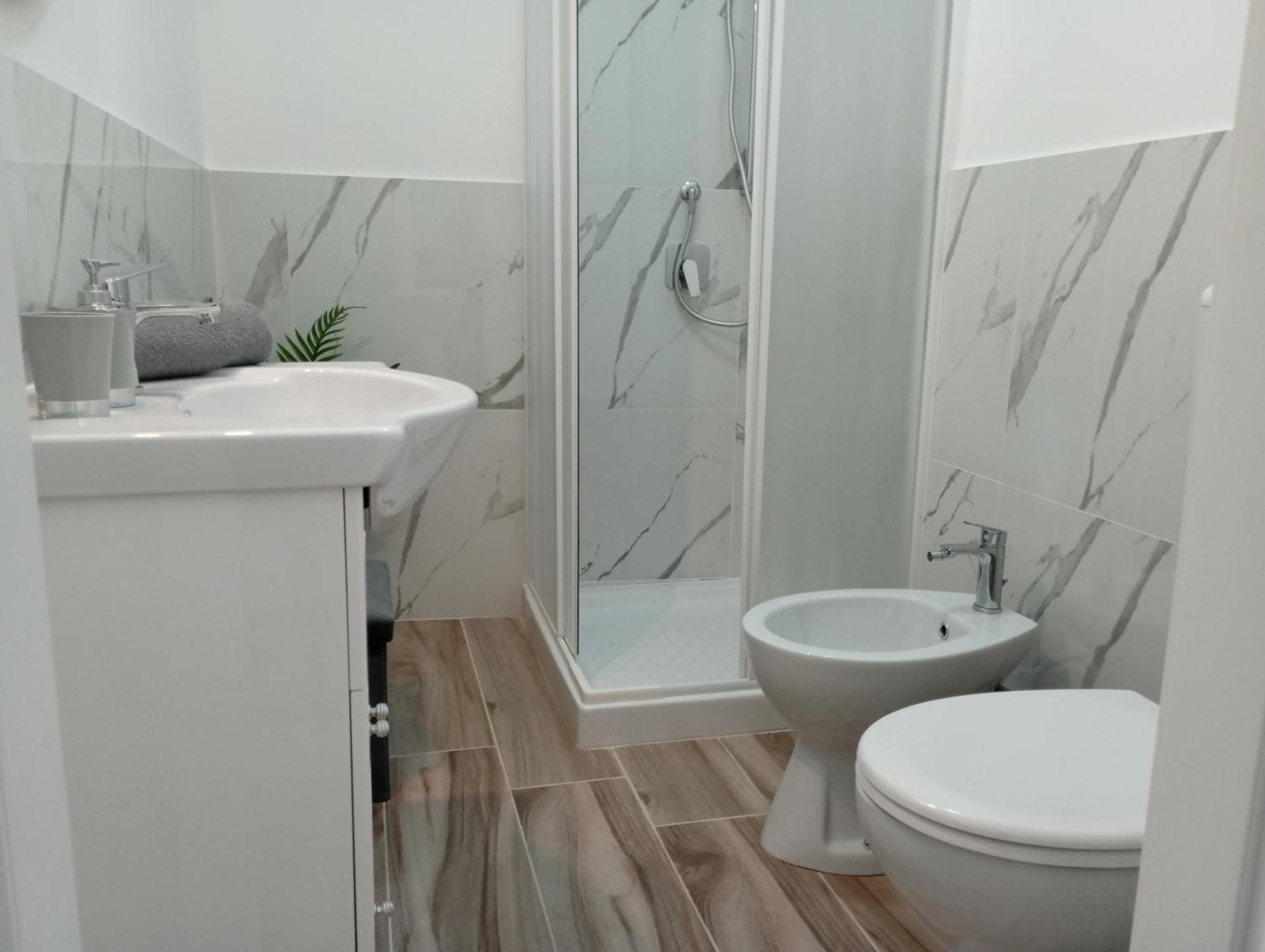 Niu Rooms Ористано Экстерьер фото
