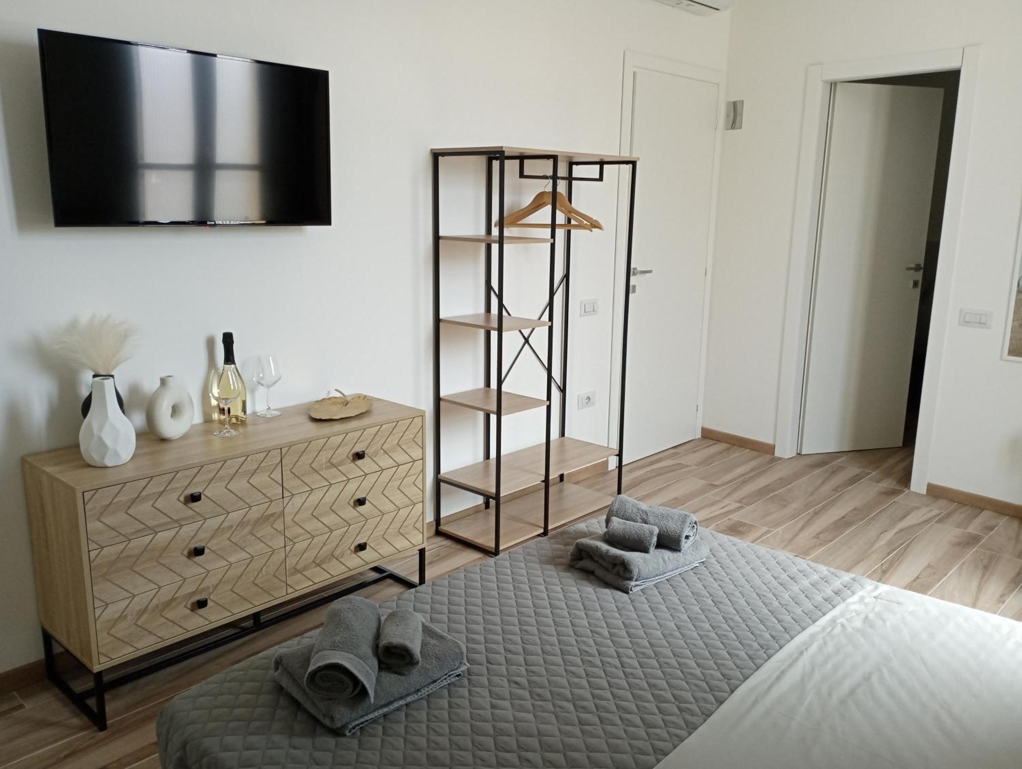 Niu Rooms Ористано Экстерьер фото